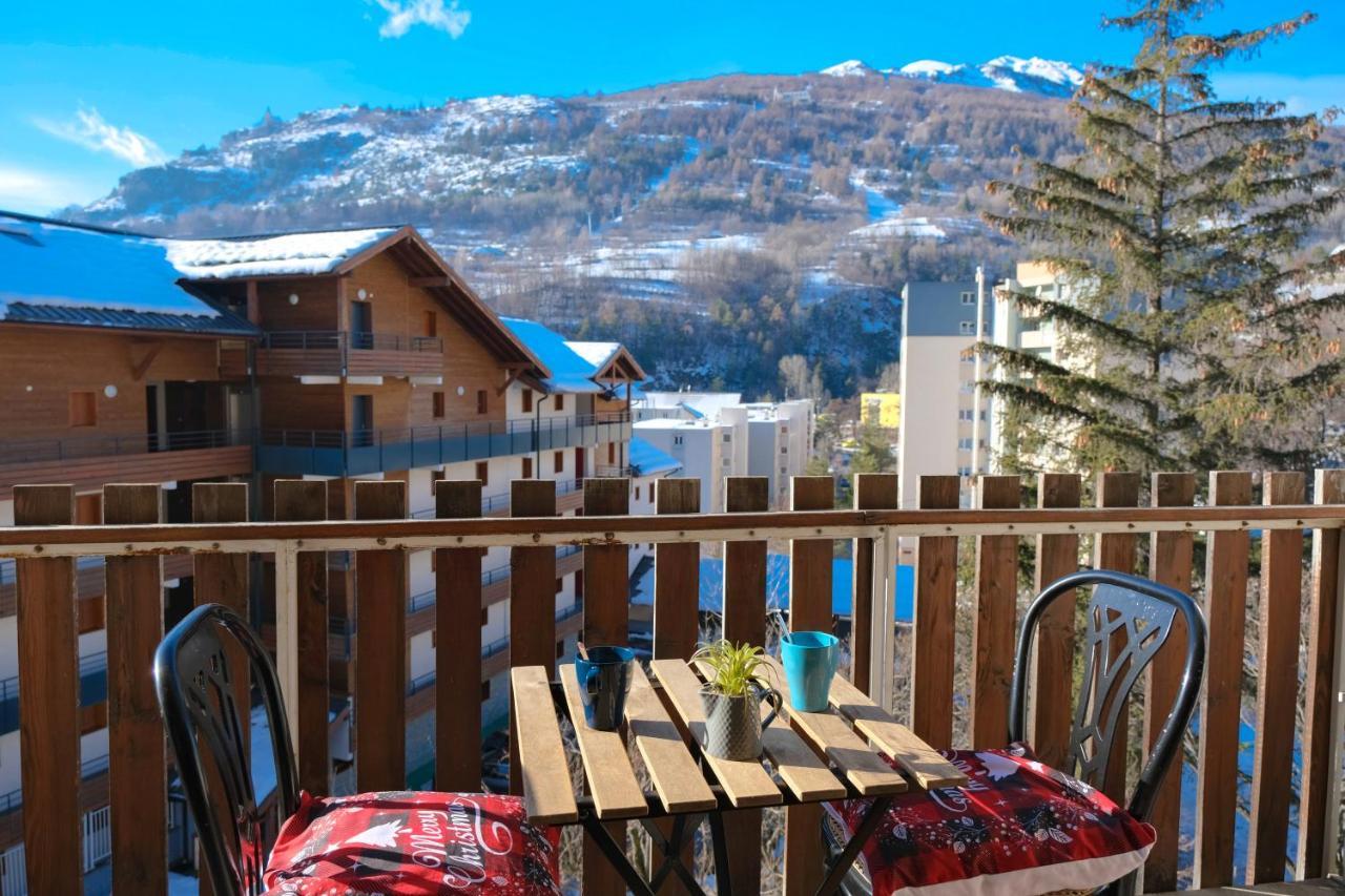 Briancon - Serre Chevalier 1200 - Joli Appartement - Face Aux Pistes En Centre Ville Bagian luar foto